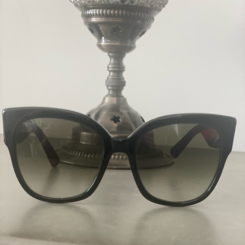 Gucci Sunglasses - Picture 5 of 11